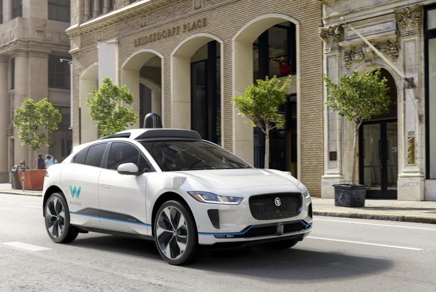  Jaguar I-Pace EV400 Waymo Self-driving Vehicle 2018 года  (фото 1 из 4)